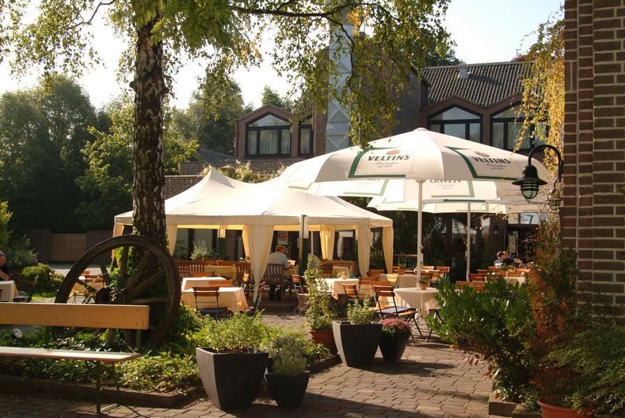 Burg Wegberg Hotel & Eventlocation Exterior foto